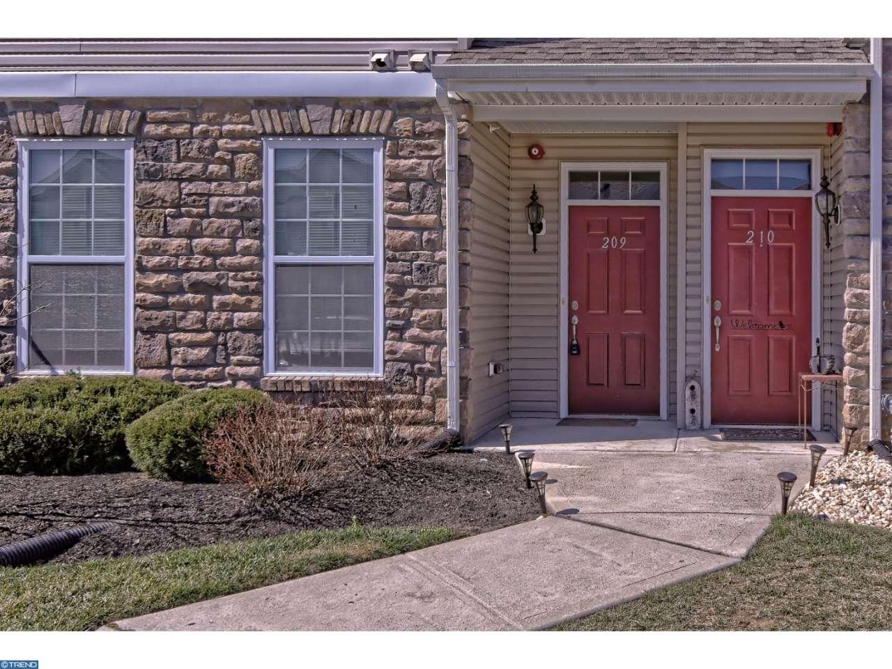 212 Canterbury Pl