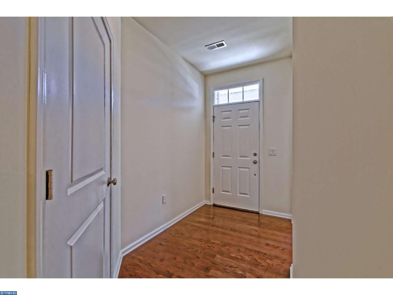 212 Canterbury Pl