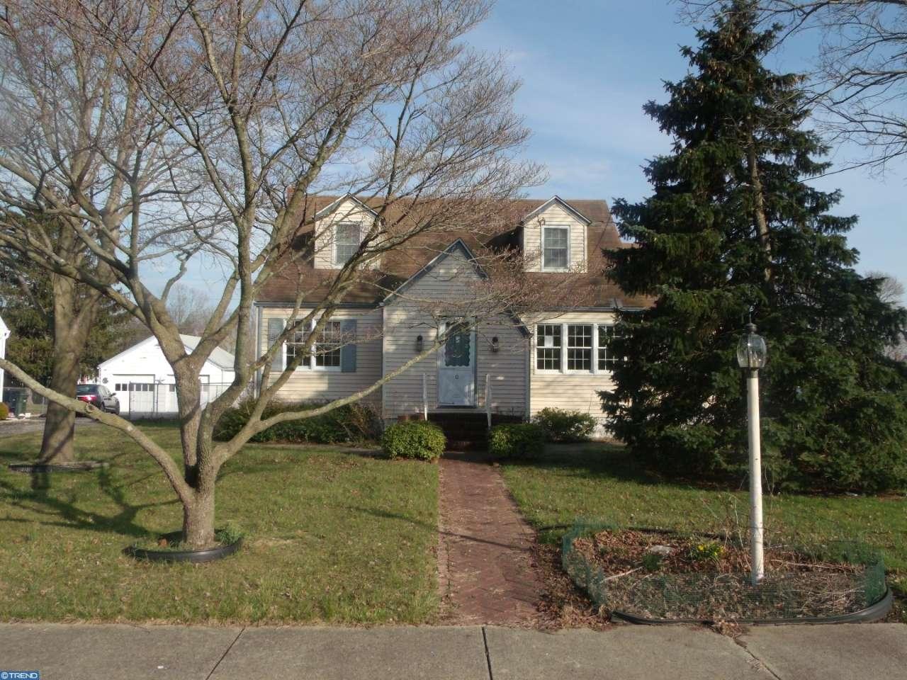 1139 Meadows Dr