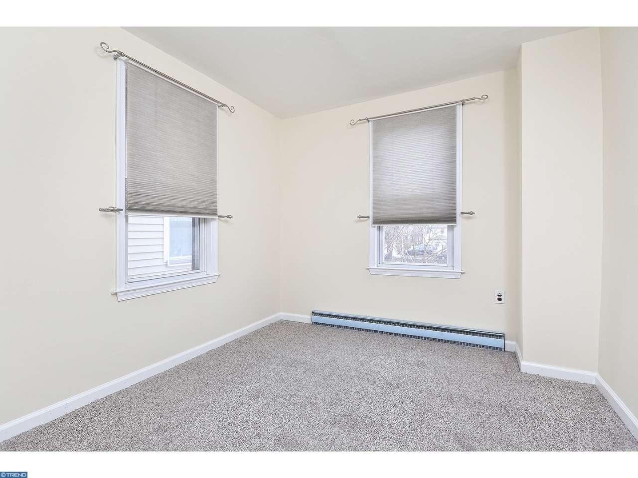 16 Crescent Ave