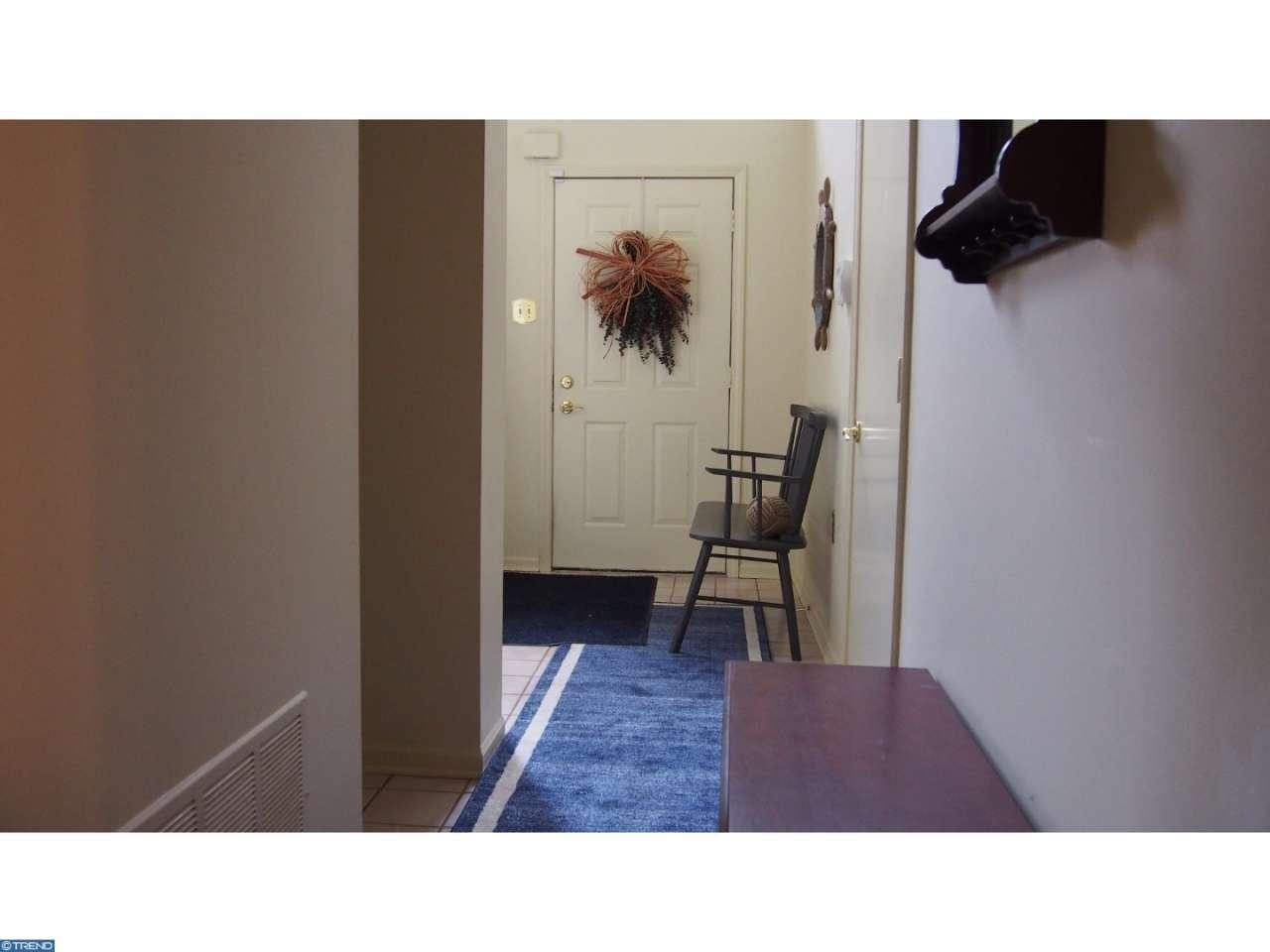 16 N Maple St #C1