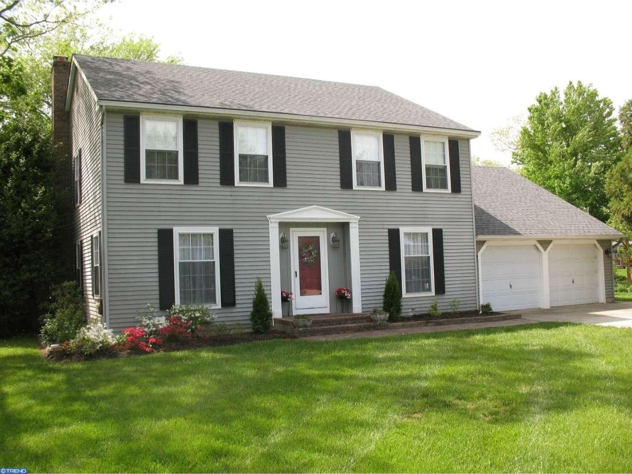 6 Kingsberry Ln