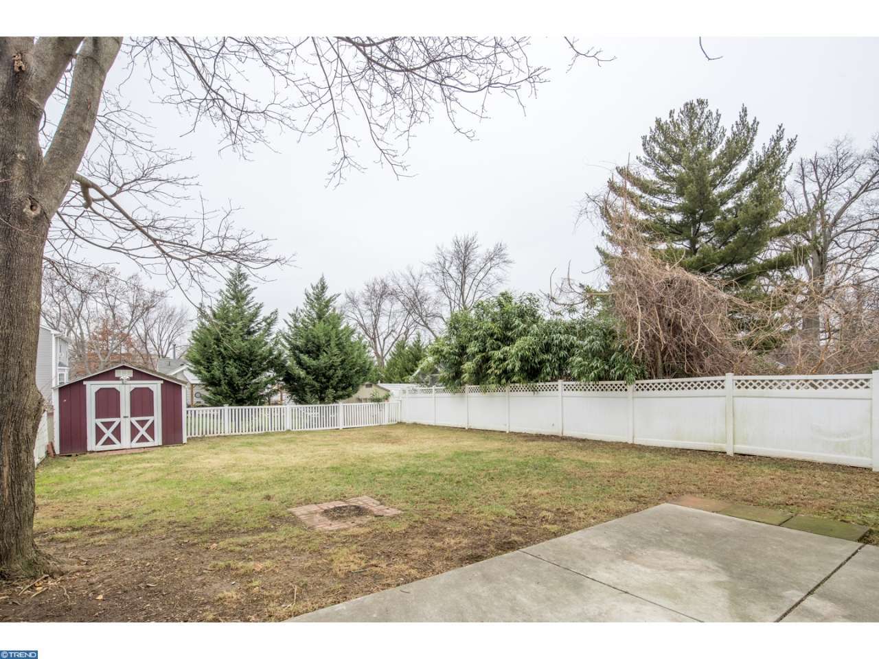 4 W Cedar Ave