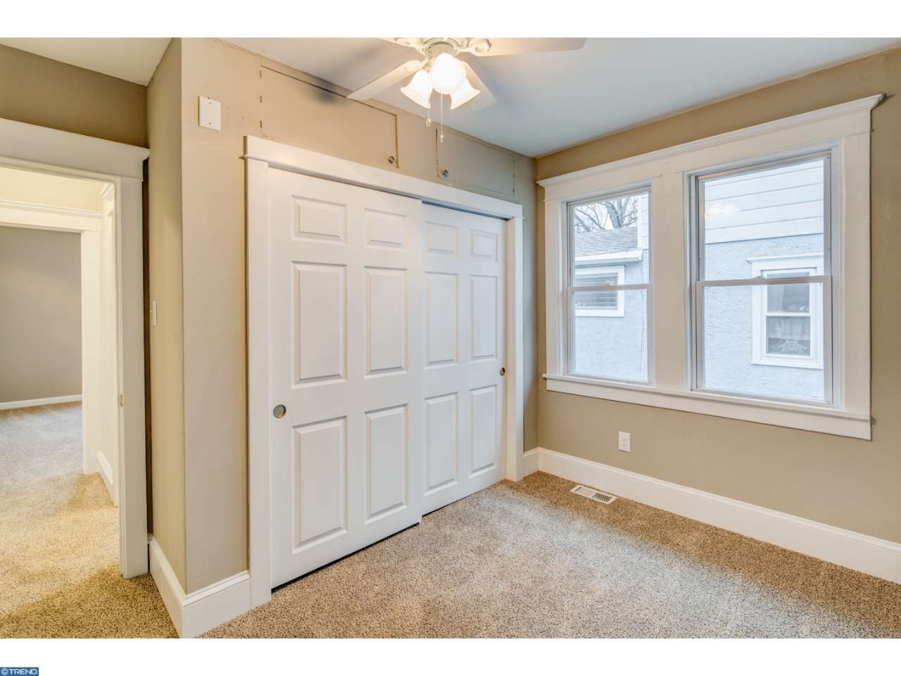 4 W Cedar Ave