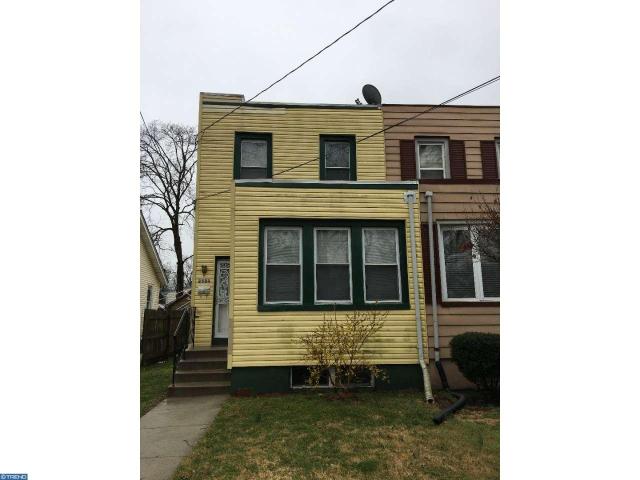 2249 Lexington Ave