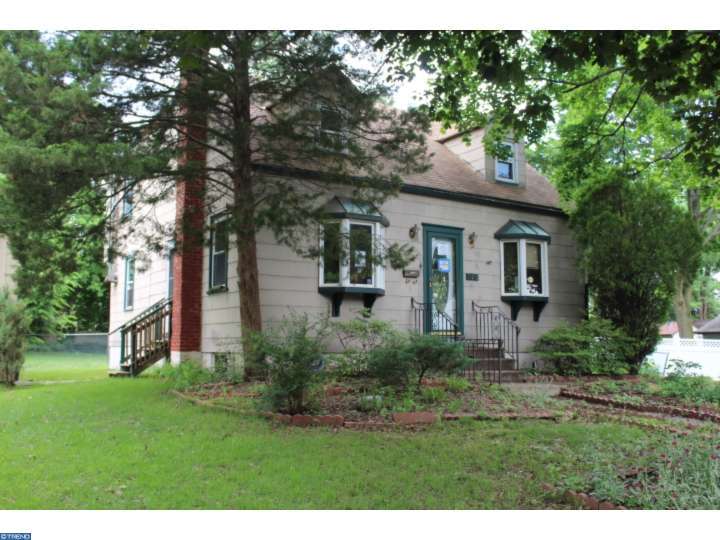 For Sale: 325 Engard Ave Pennsauken, NJ 08110