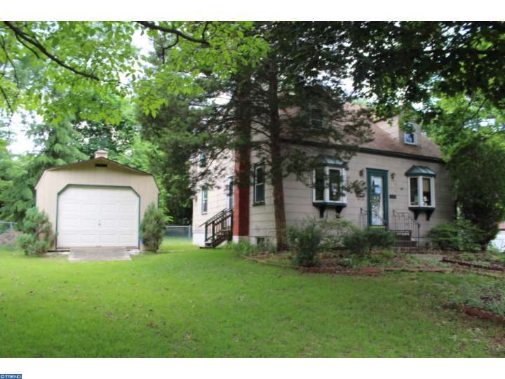 For Sale: 325 Engard Ave Pennsauken, NJ 08110