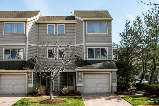 22 Seabreeze Ln