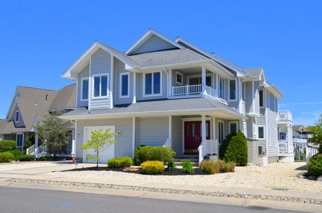 22 Seabreeze Ln