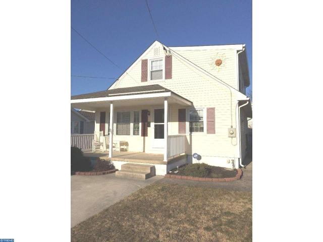 133 S 6th St