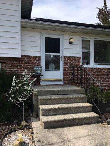 702 Scott Ave
