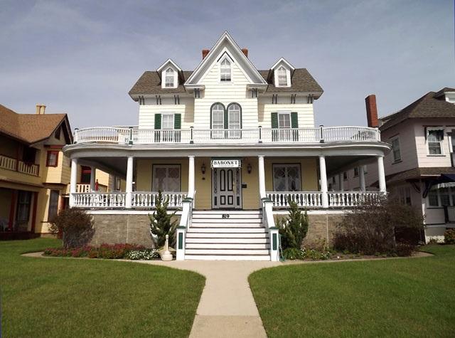 639 Fourth Ave