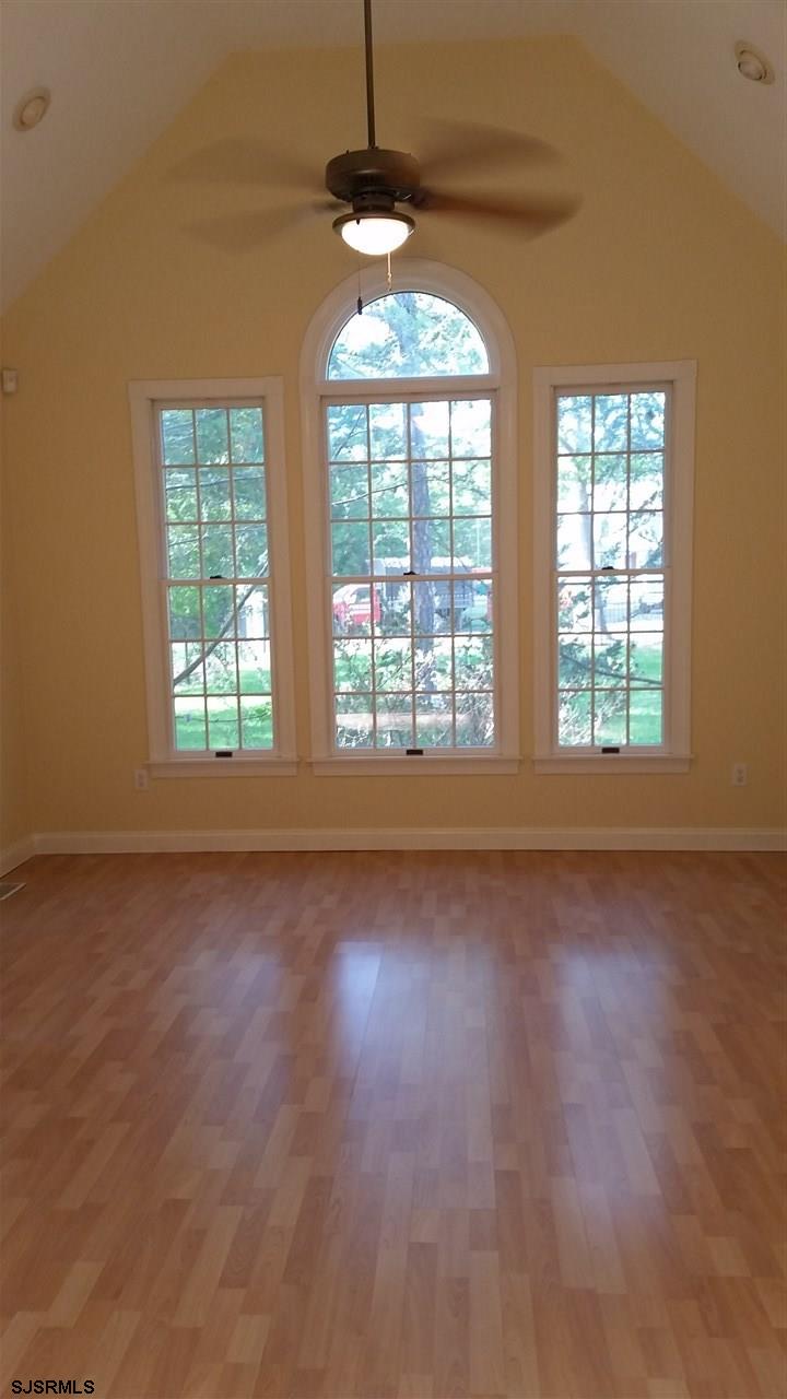 510 Heritage Ct