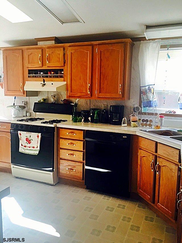 509 S English Creek Rd