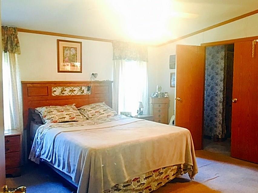 509 S English Creek Rd