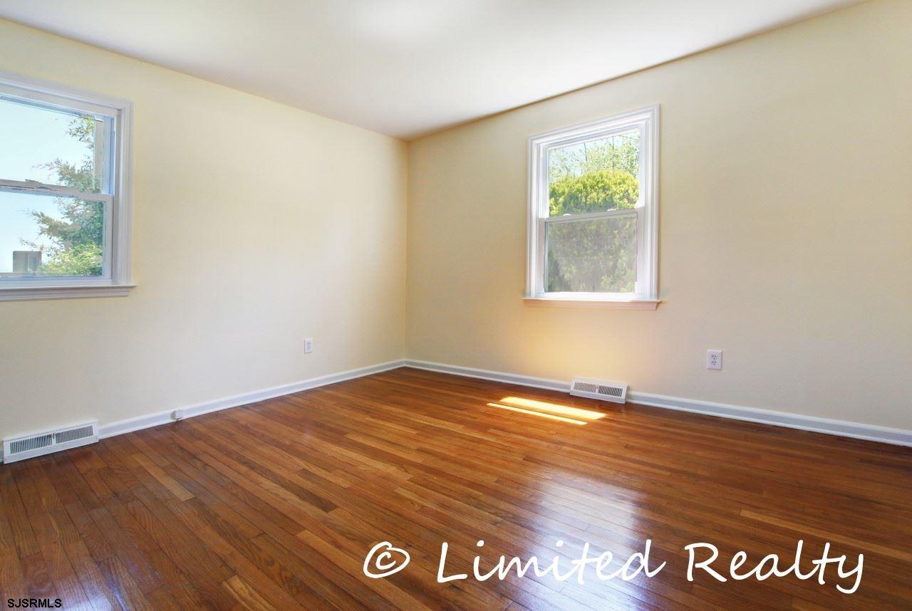 For Sale: 200 Frances Ave Linwood, NJ 08221