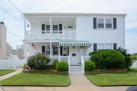 3201 Bay Ave
