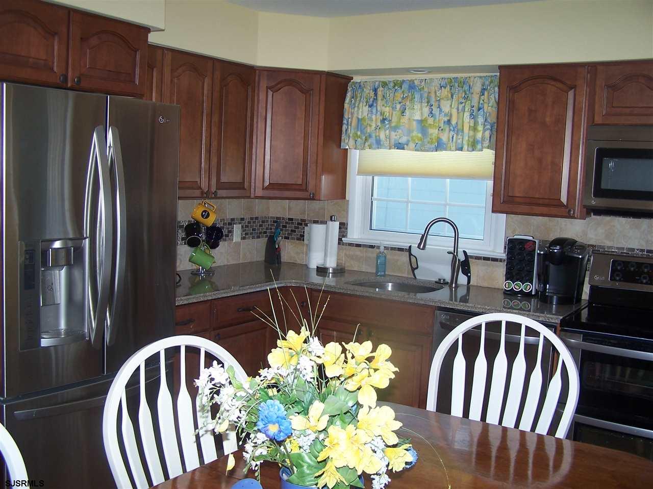 For Sale: 3008 Bay Ave Ocean City, NJ 08226