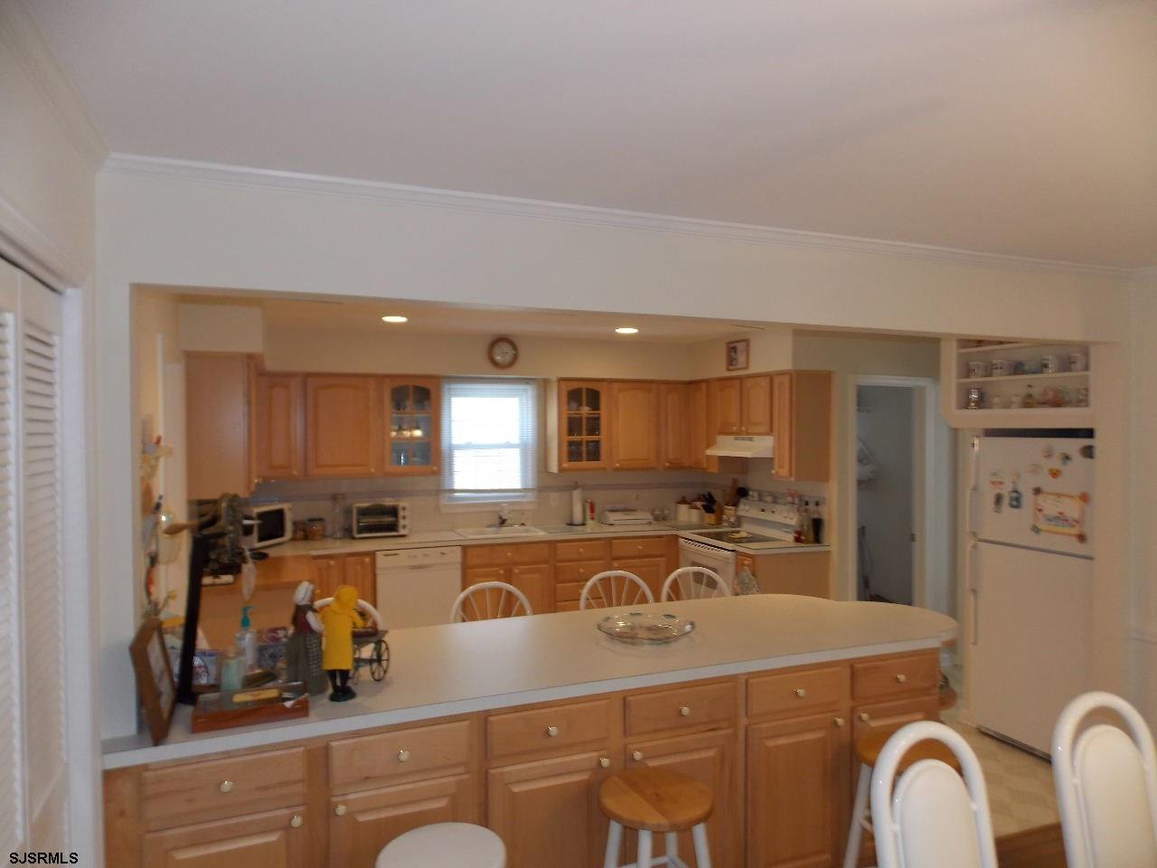 For Sale: 4717 W Ave Ave Ocean City, NJ 08226