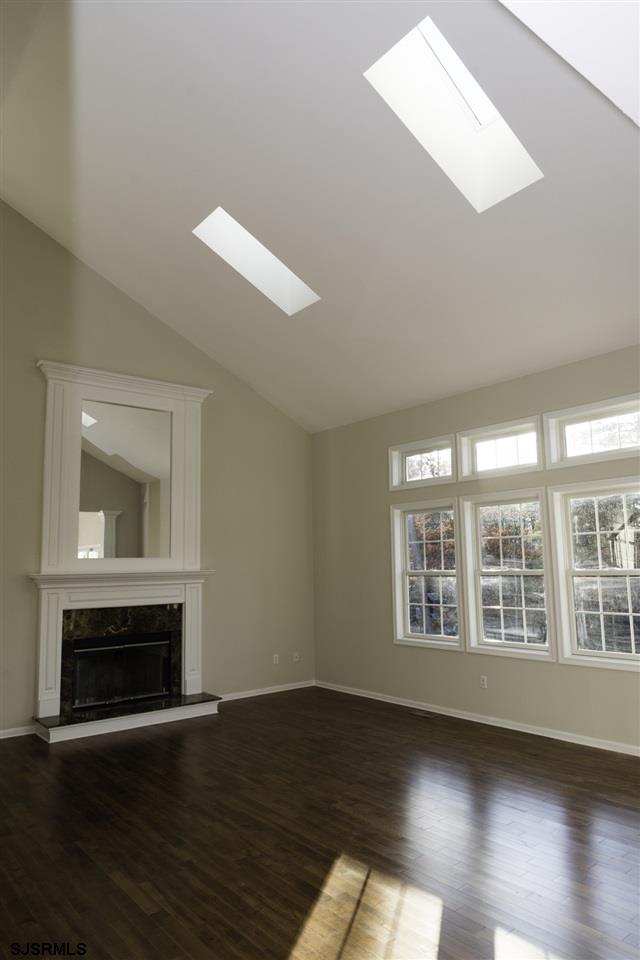 63 Marshall Dr