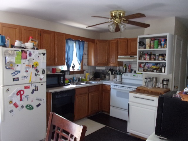 143 W Bates Ave