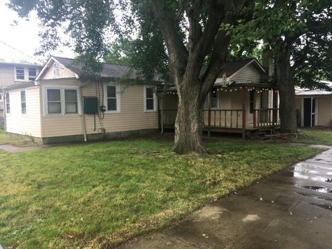 110 E Delaware Pkwy