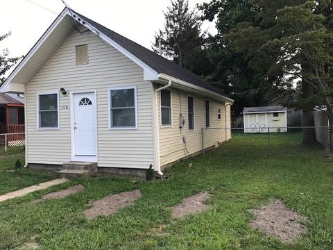 110 E Delaware Pkwy