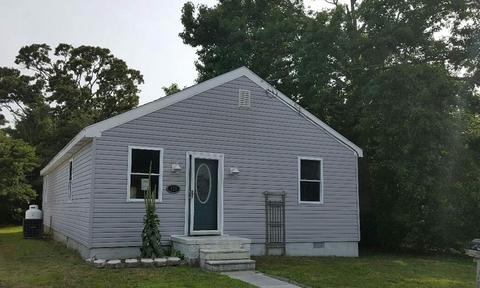 110 E Delaware Pkwy
