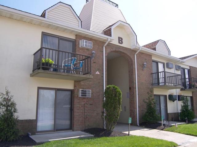 6701 Atlantic Ave #107