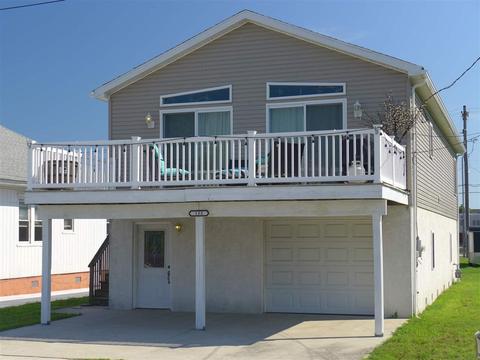 326 W Roberts Ave # 4