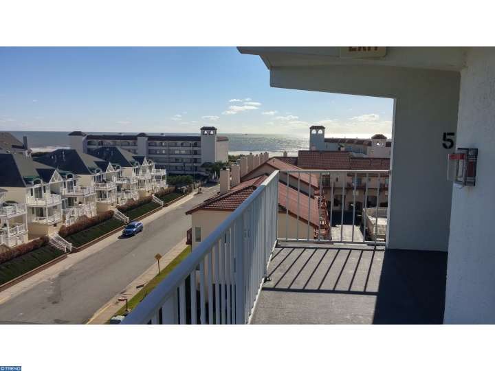 300 E Raleigh Ave #501