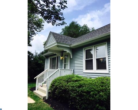 914 Van Gogh Ct
