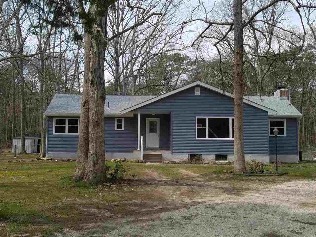 844 Hogbin Rd