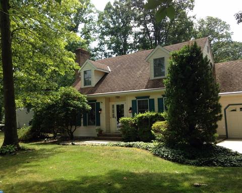 40 Sandy Dr