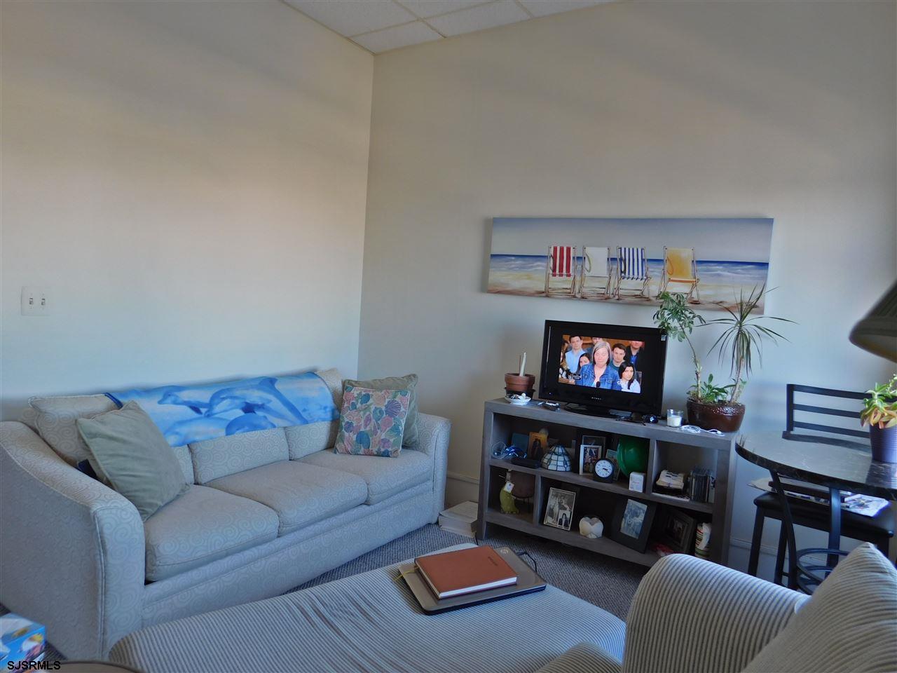 2721 Boardwalk #1607