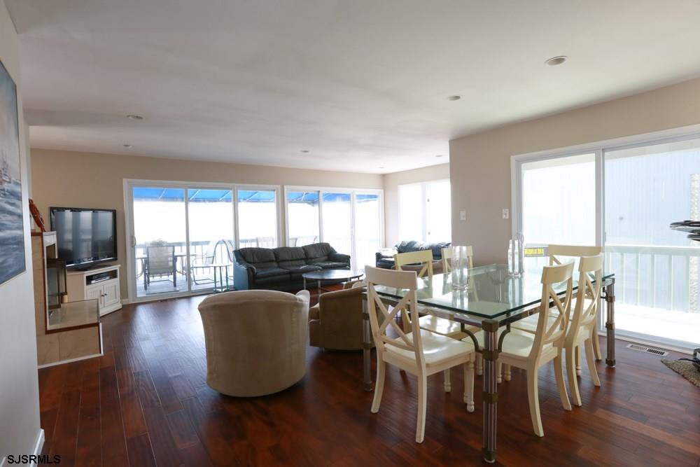 For Sale: 36 Seaview Dr Dr Longport, NJ 08403