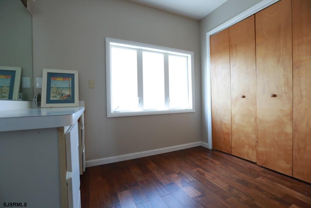 For Sale: 36 Seaview Dr Dr Longport, NJ 08403