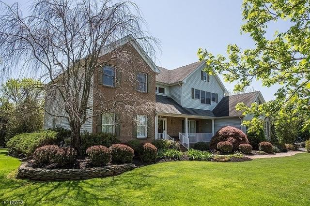 32 Grayson Dr