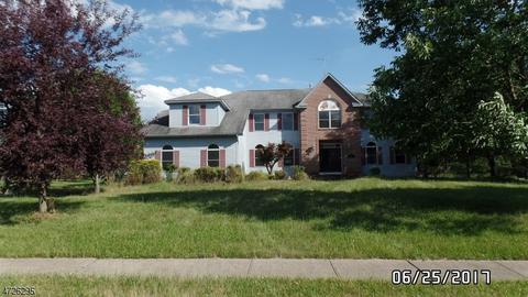 24 Coddington Ct