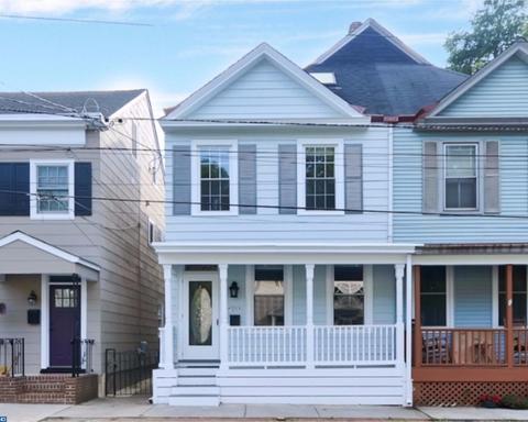 8 Dailey Dr