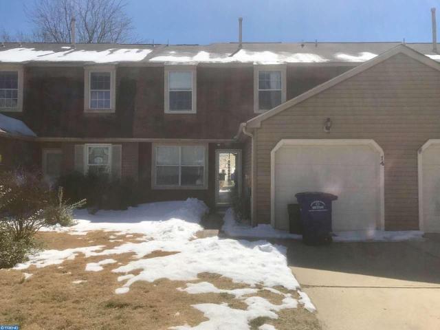 14 River Bank Dr