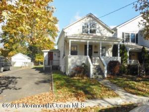 1905 Lilly Ln