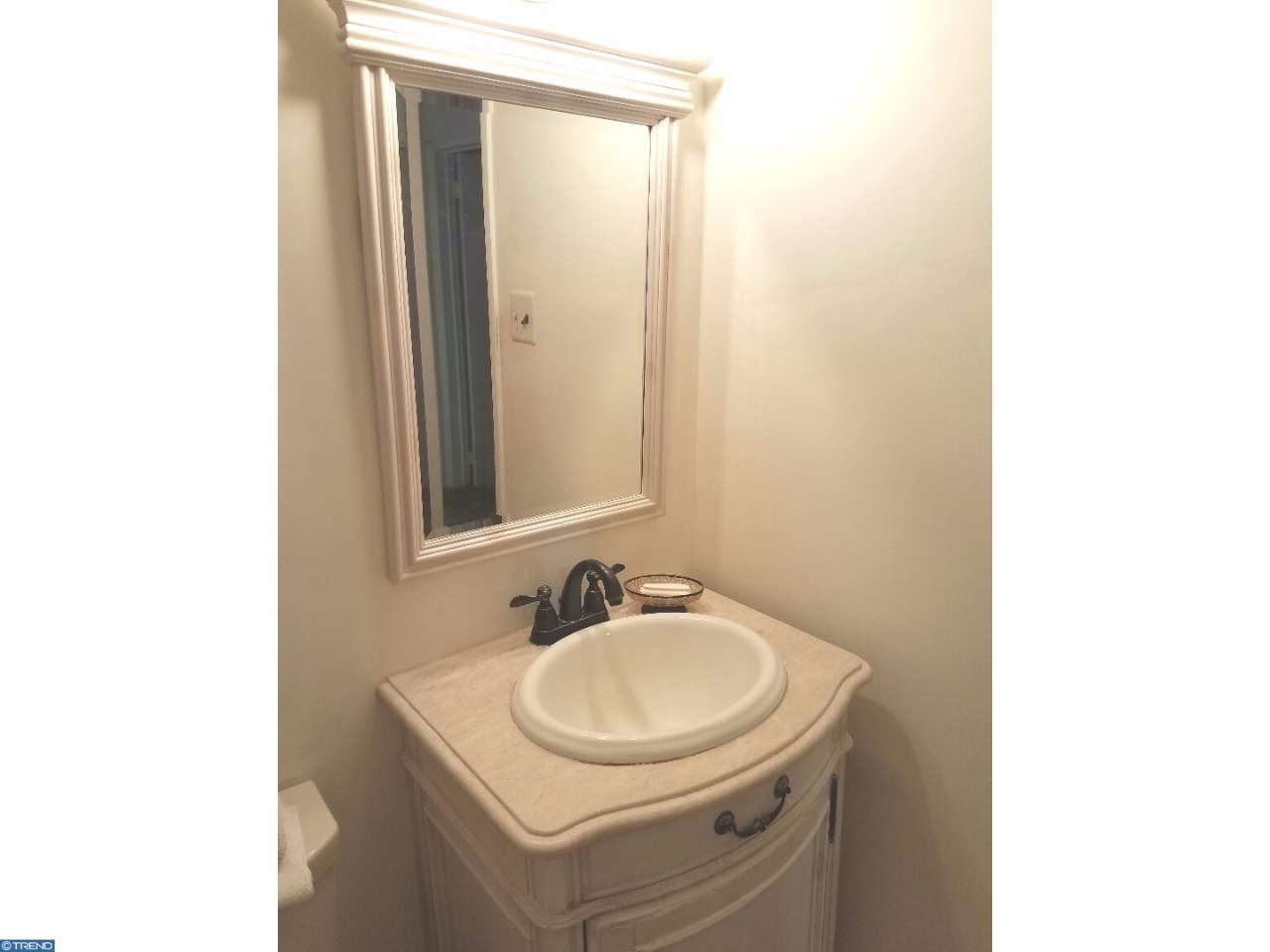 36 Villanova Dr