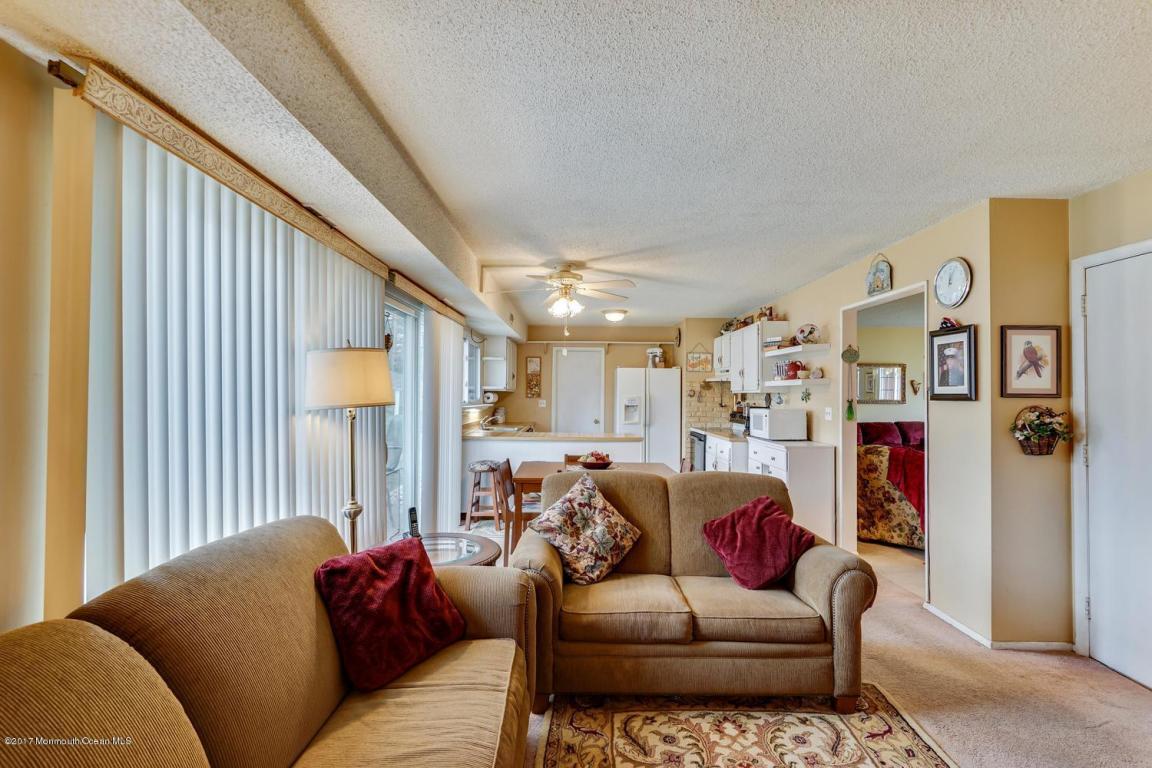 43 Goldweber Ave