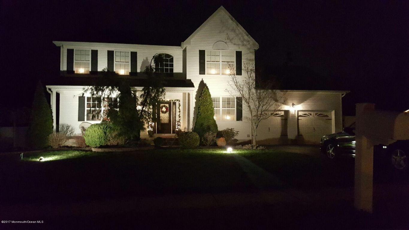 22 Claire Cir