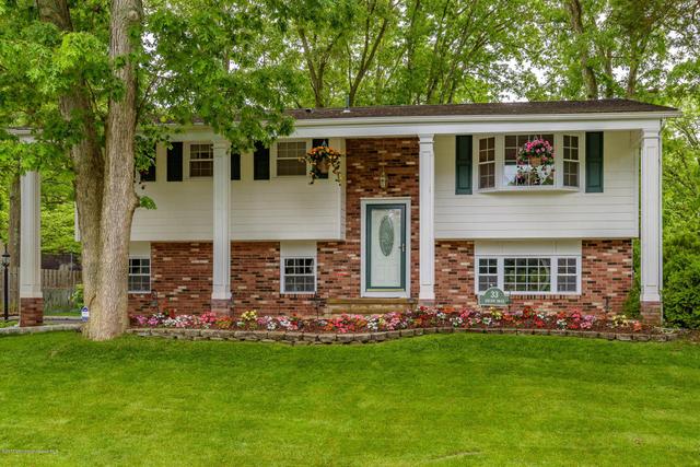 33 Princeton Dr