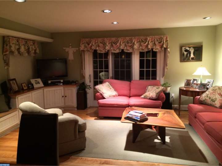 65 S Franklin St #F