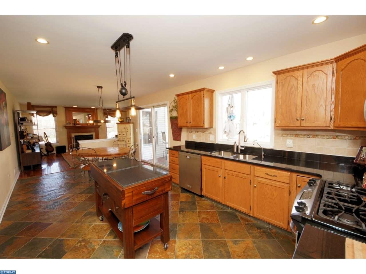 3 Woods Rd