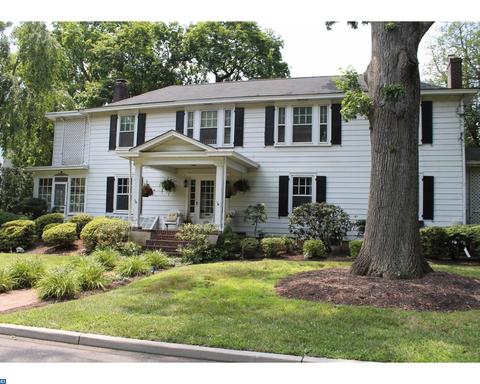 11 E Franklin Ave