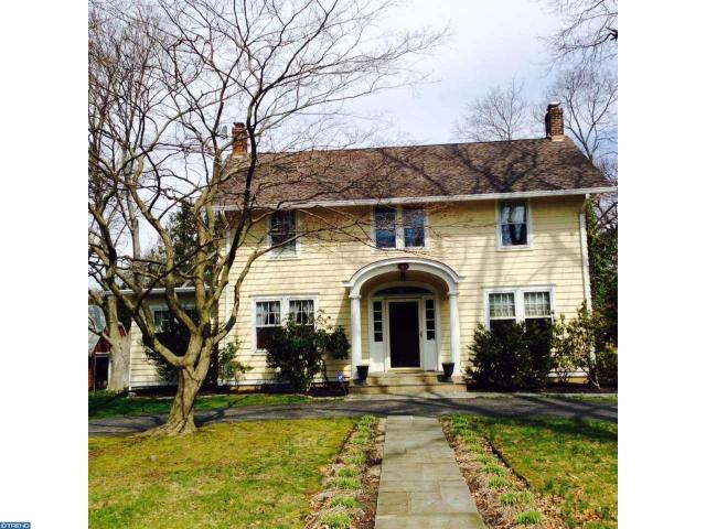 516 Sayre Dr